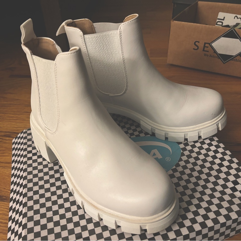 Soda boots